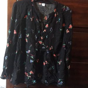 Women’s large Old Navy long sleeve flowy top